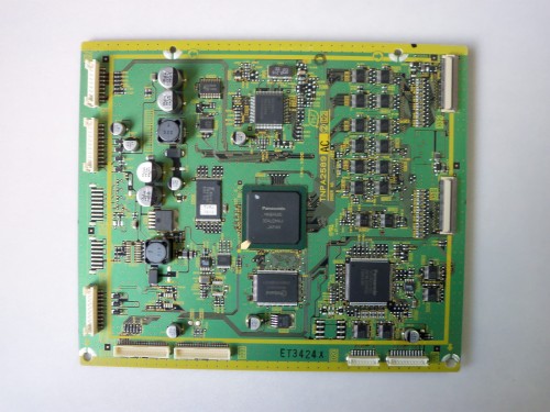TNPA2589 2D2.jpg